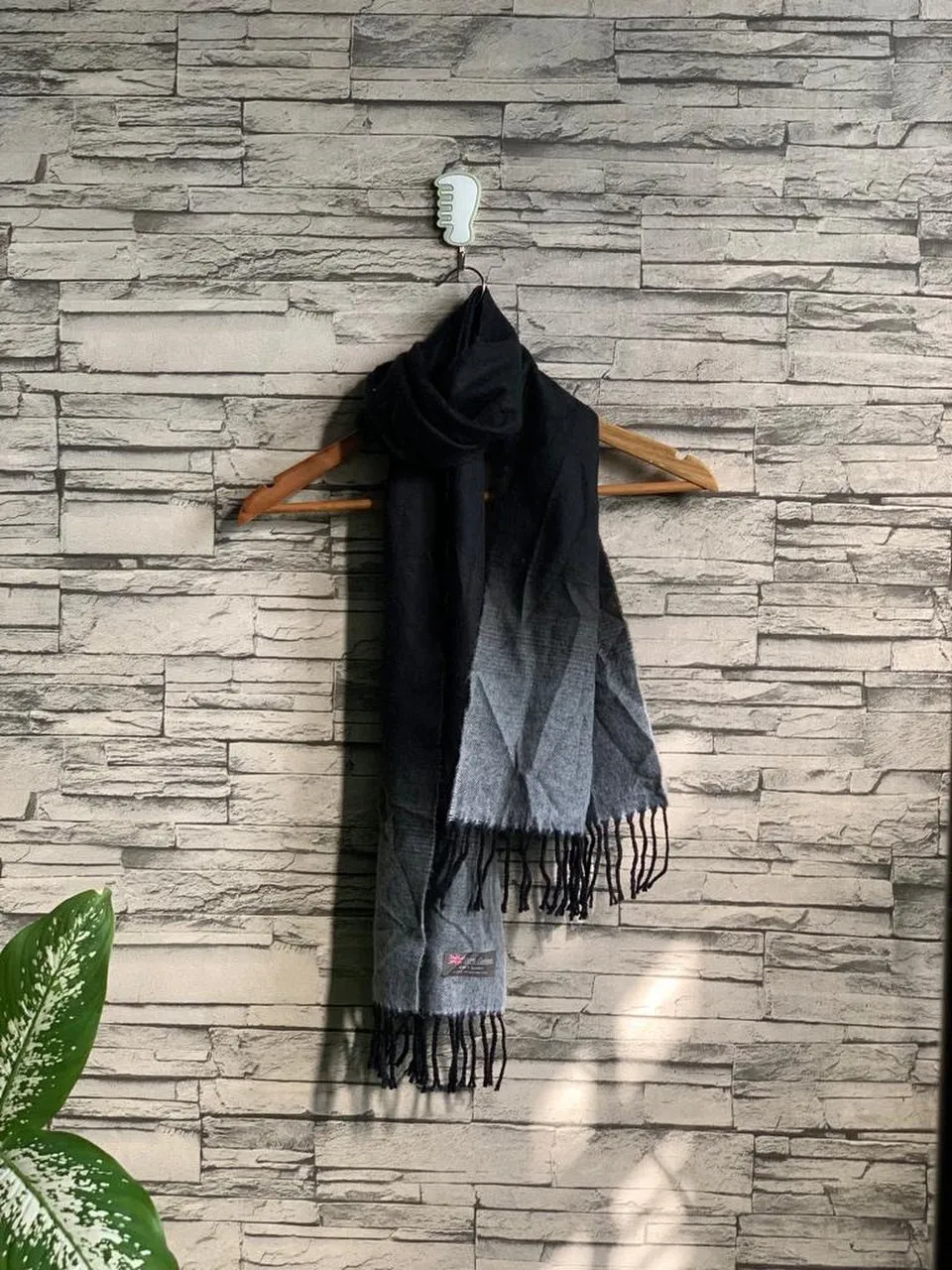 100 shmere Scarves (50 pieces Bundle)