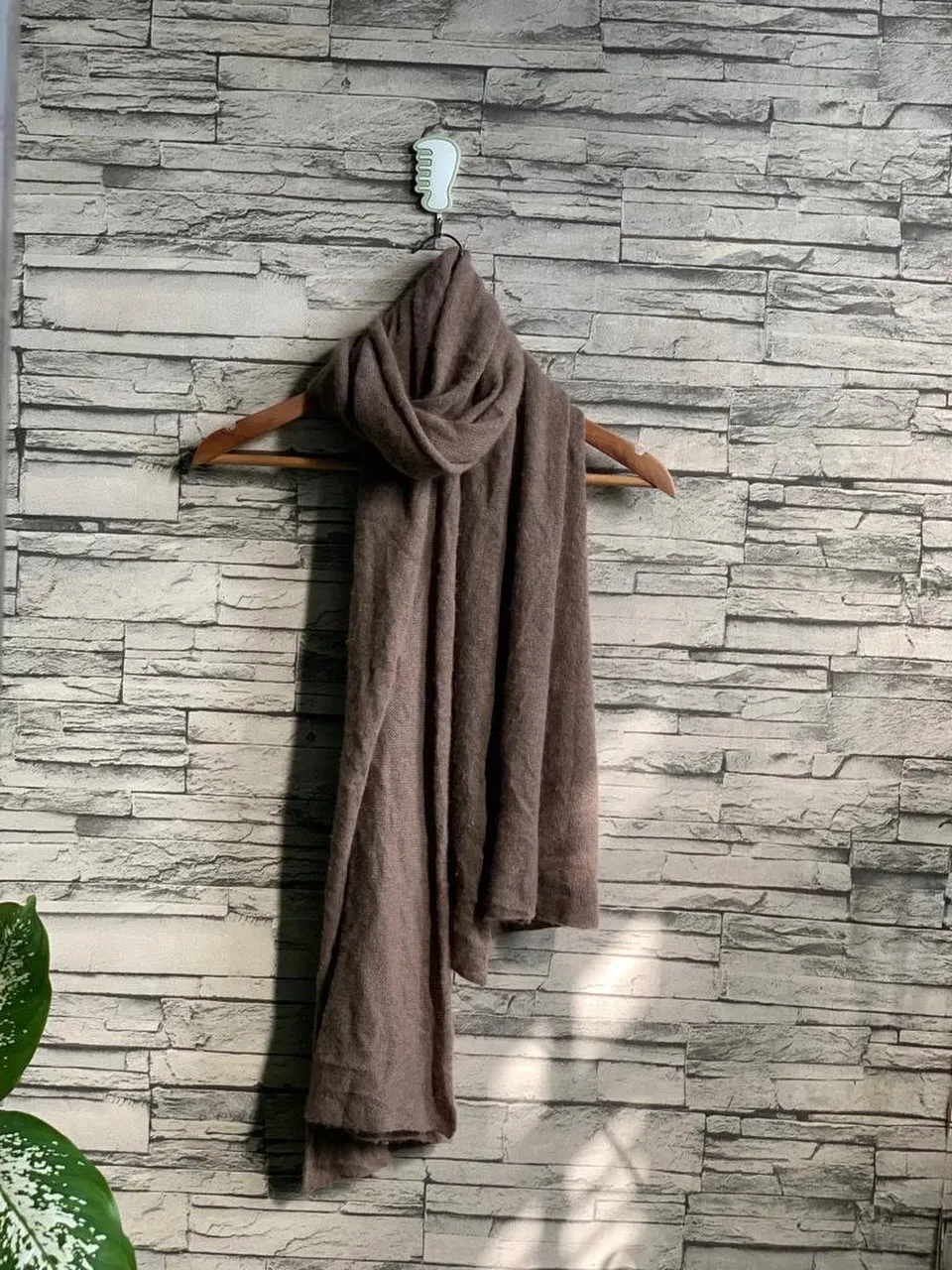 100 shmere Scarves (50 pieces Bundle)