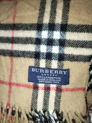 Burberry vintage camel plaid scarves . All are 💯% authentic. Material 20 piecec in 💯% cashmere and 11 pieces in lambswool. Totall 31 pieces