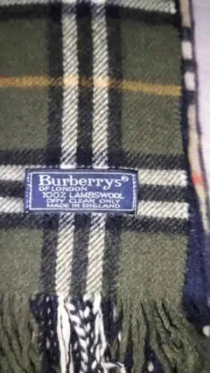 Custom handpick Authentic BURBERRY Scarves  . (230) pieces Conditon Like New