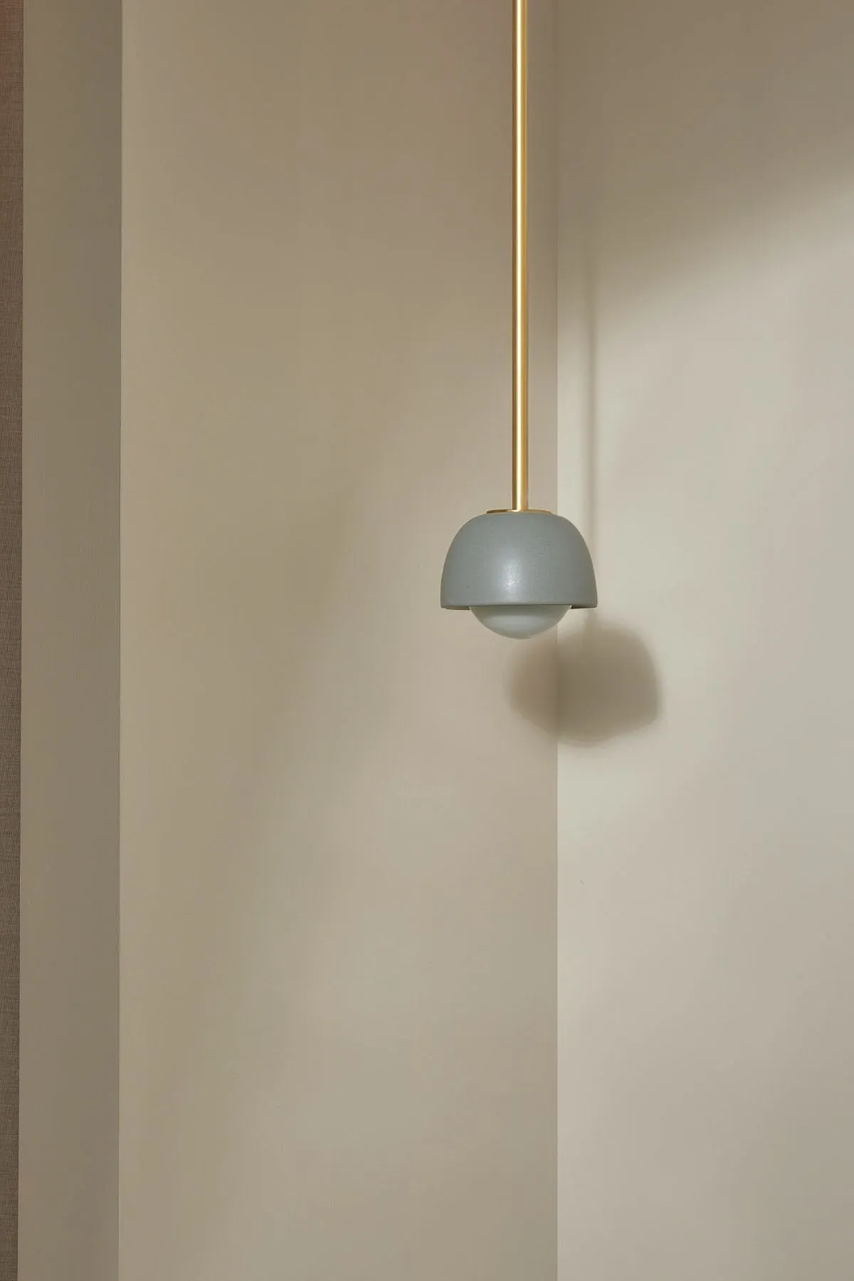 Terra 0 Pendant Light - Solid Rod